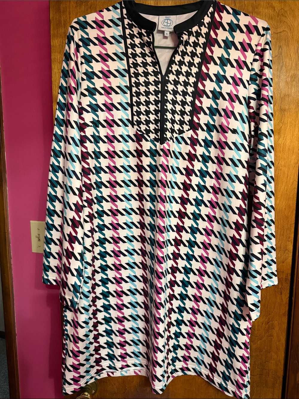 Tracy Negoshian Teal Magenta Black Houndstooth Tunic Top